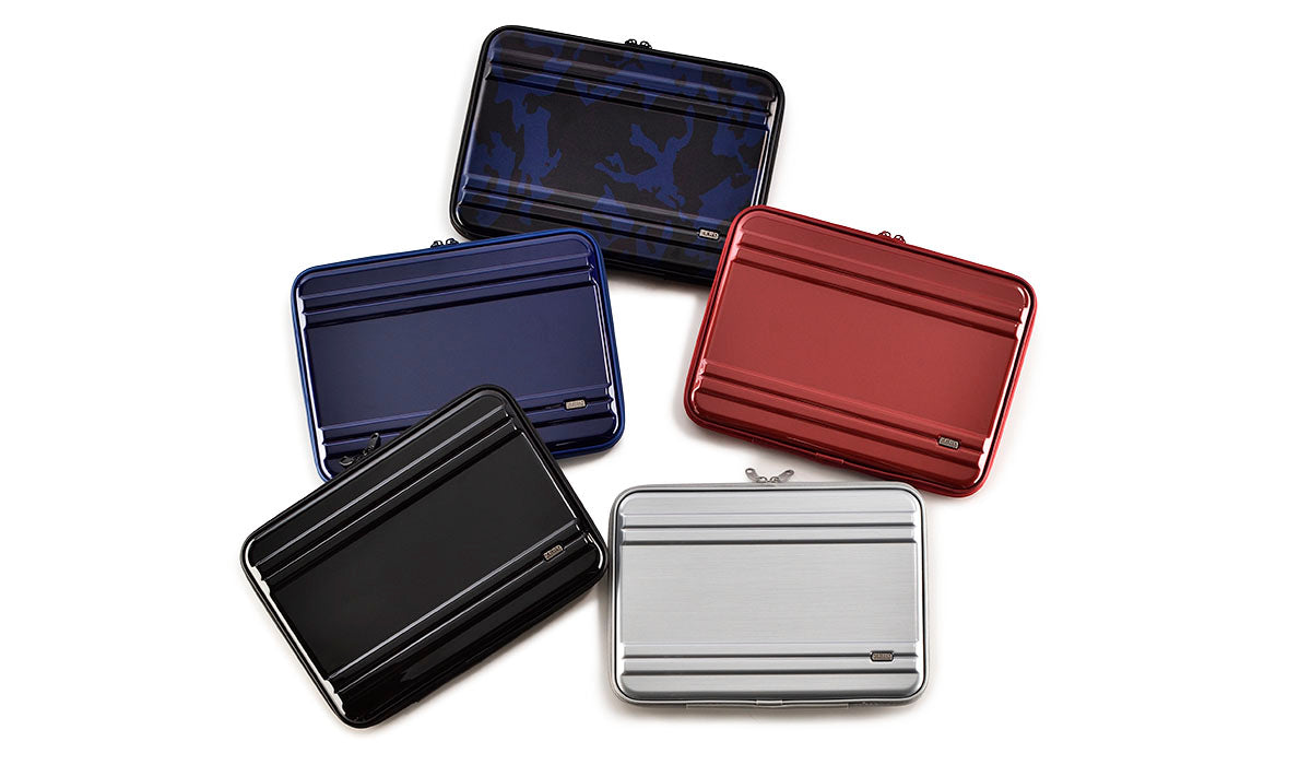 ゼロハリバートンから待望のPCケース・アメニティーケースが登場!