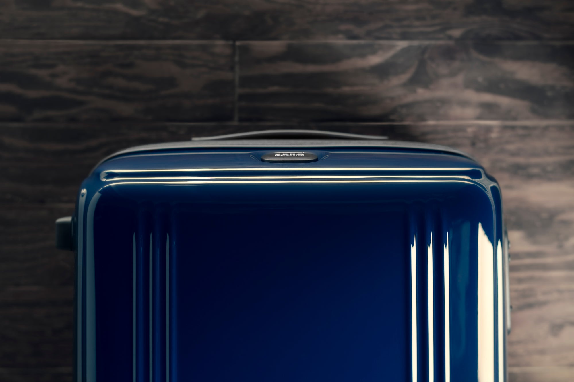 新作ポリカーボネート製スーツケース「ZERO EDGE BRILLIANT LIGHTWEIGHT」発売