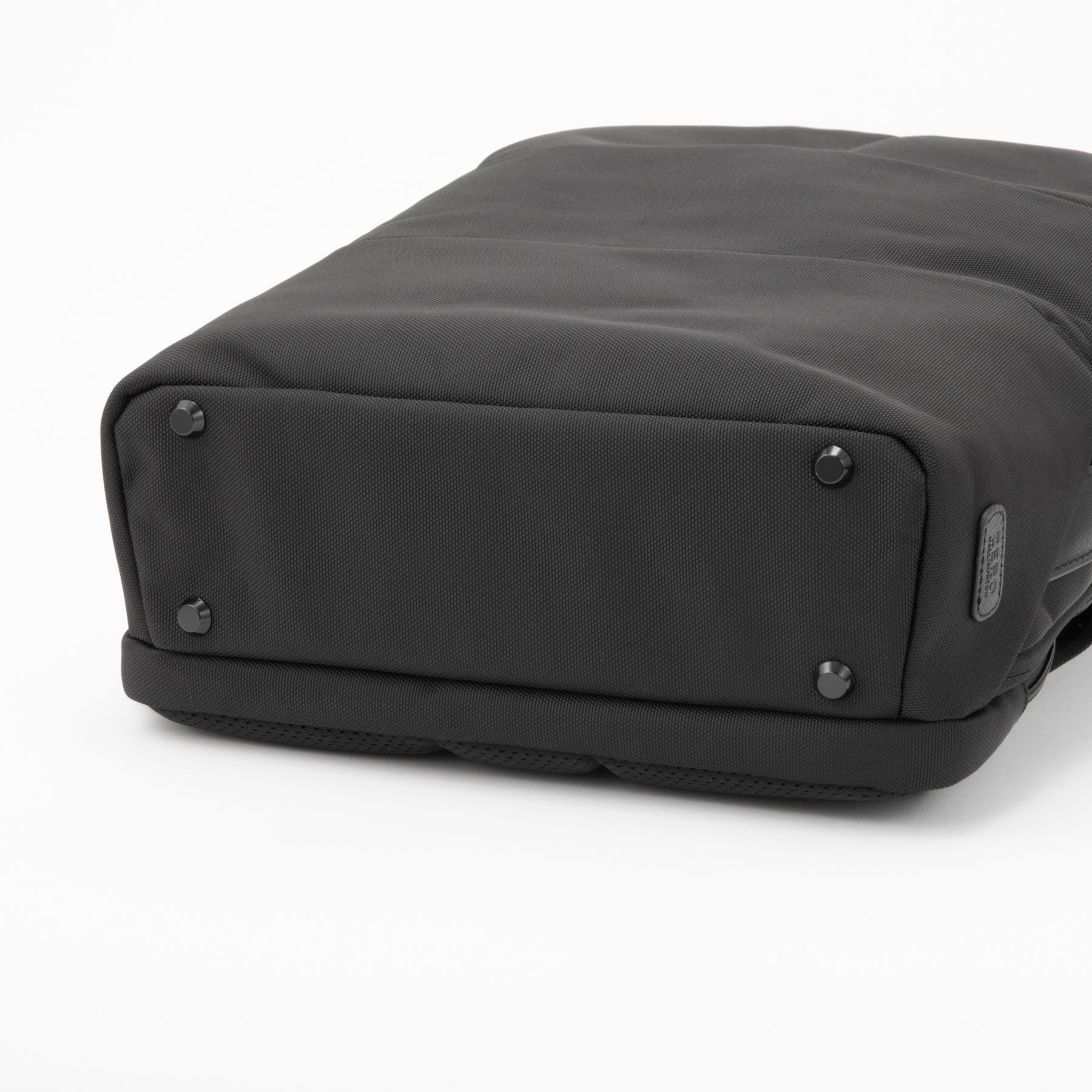 Z PACK d | type-F Medium Backpack B4/15.6" PC 81672