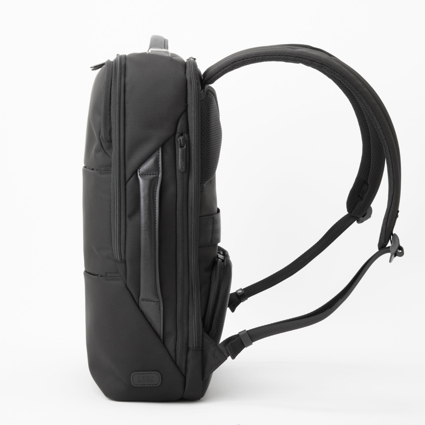 Z PACK d | type-F Medium Backpack B4/15.6" PC 81672