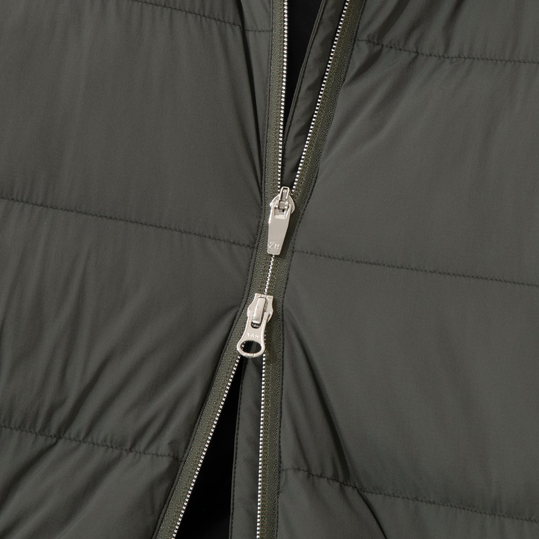 ZHG-M5A2d | 2-Way Padded Outerwear 85111