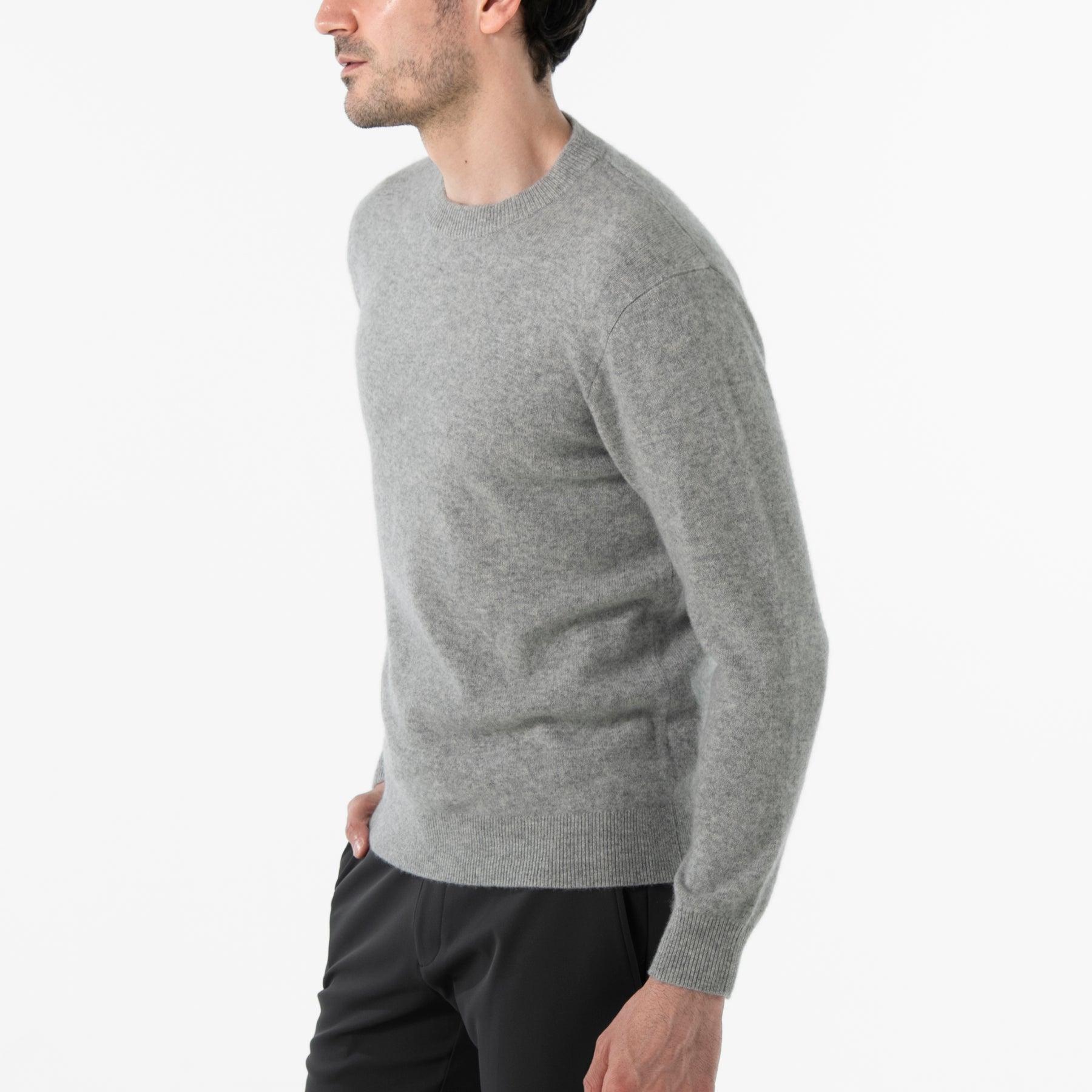 ZHG-M5A7 | Cashmere Crew-Neck Knit 85122