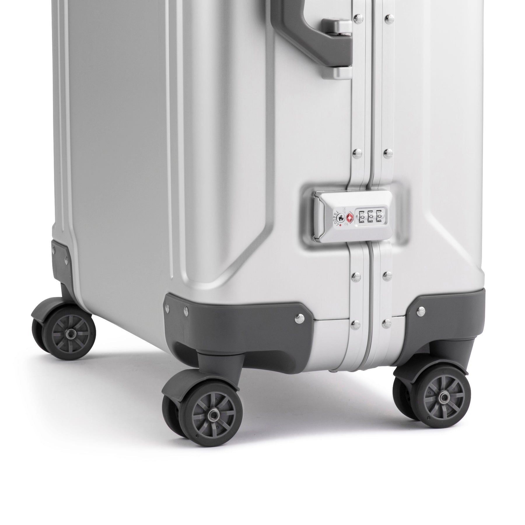 Geo Aluminum 3.0 | 26" Spinner Travel Case 68L