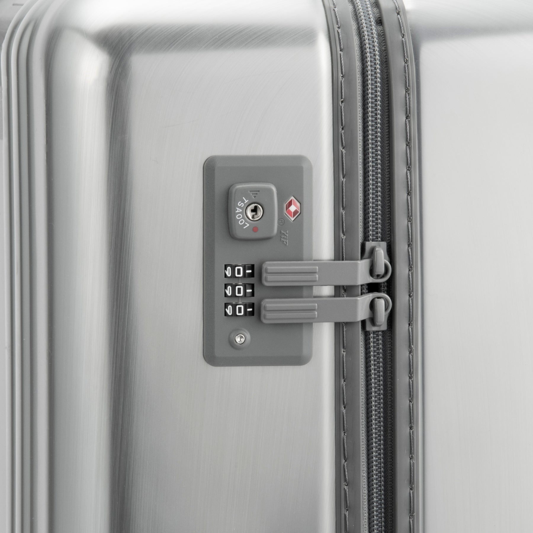 Classic Lightweight 4.0 |  Check-In-M Travel Case 67L 81365