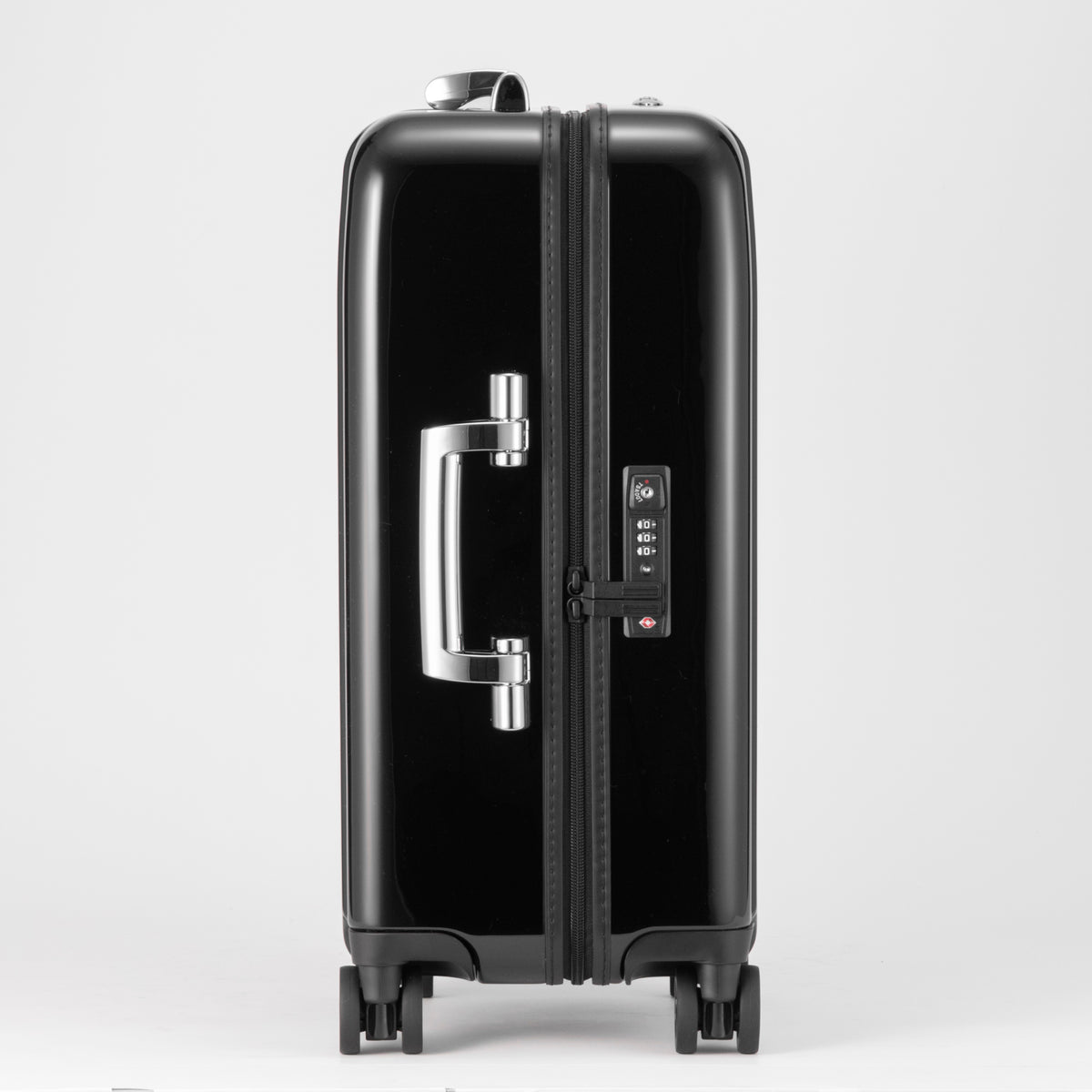 Classic Lightweight 3.0 D | Carry-On Travel Case 32L 81561