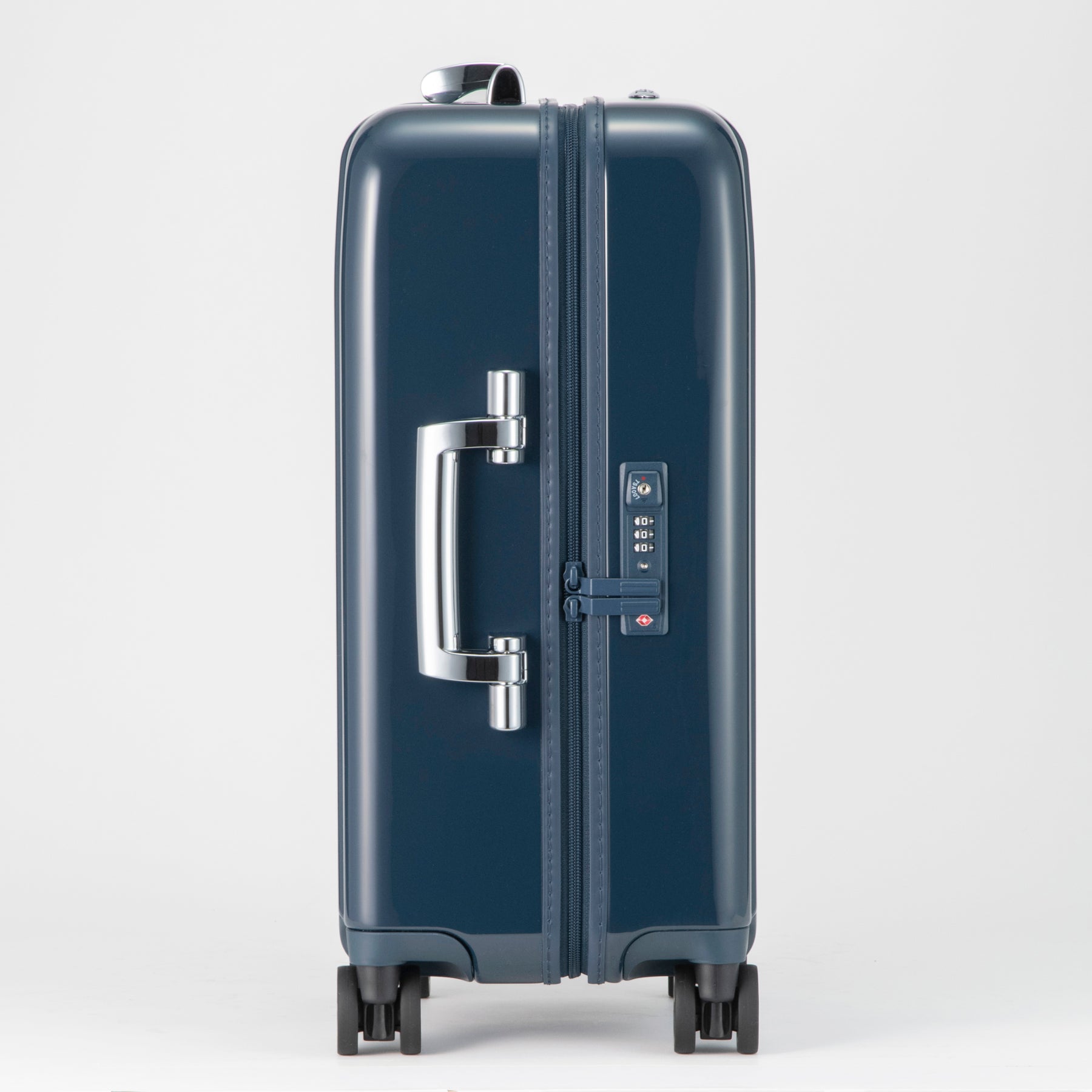 Classic Lightweight 3.0 D | Carry-On Travel Case 32L 81561