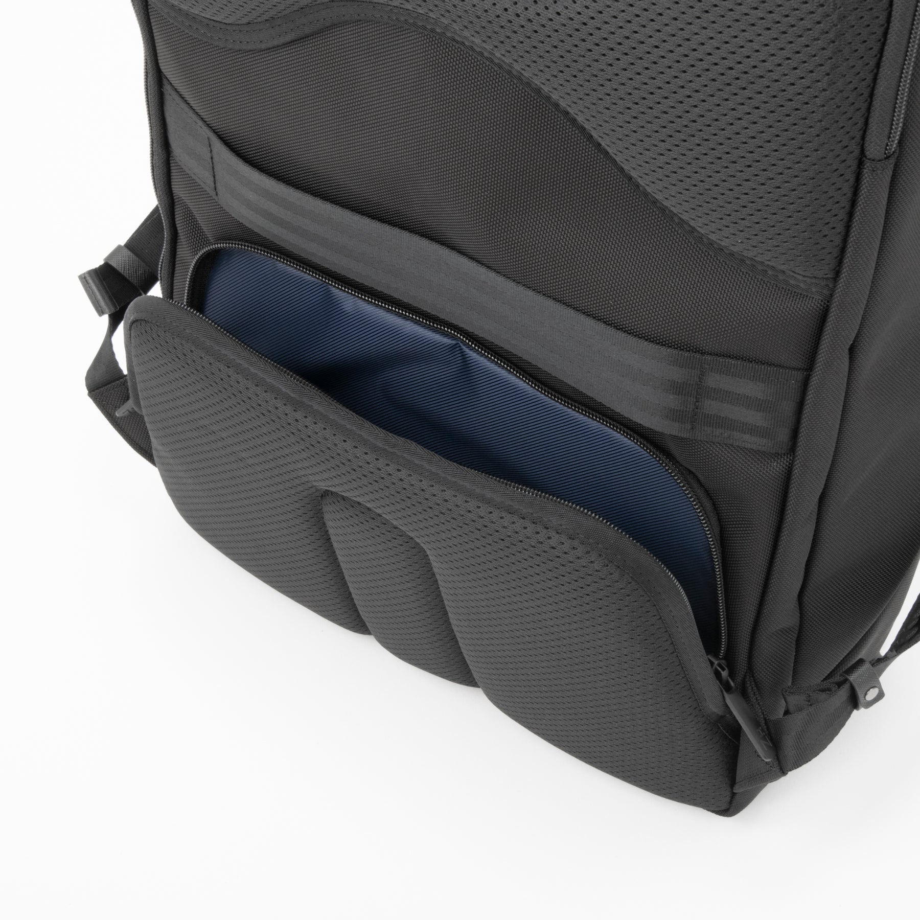 Z PACK d | type-F Large Backpack B4/15.6" PC 81673
