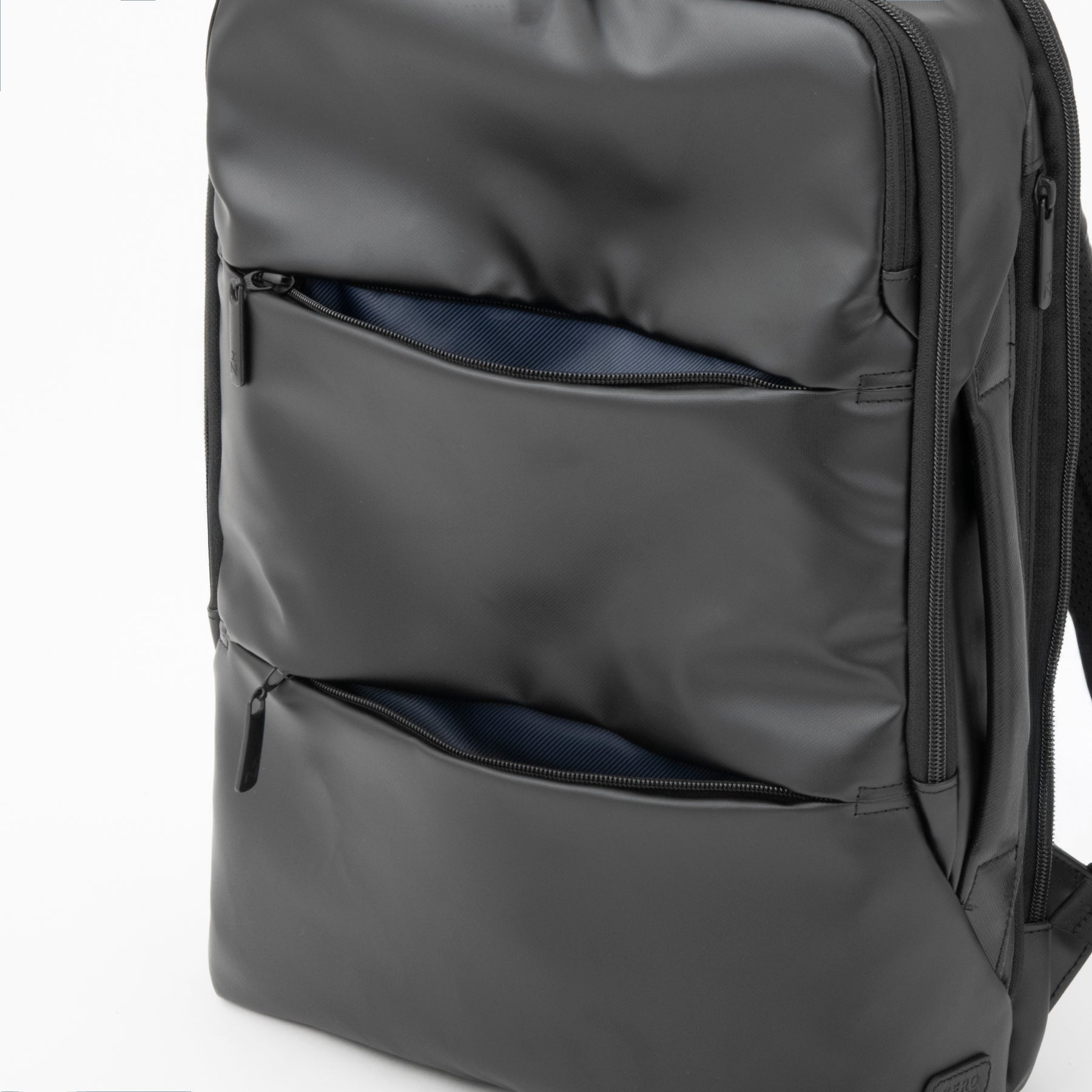 Z PACK d | type-C Laminated Small Backpack A4/14" PC 81681