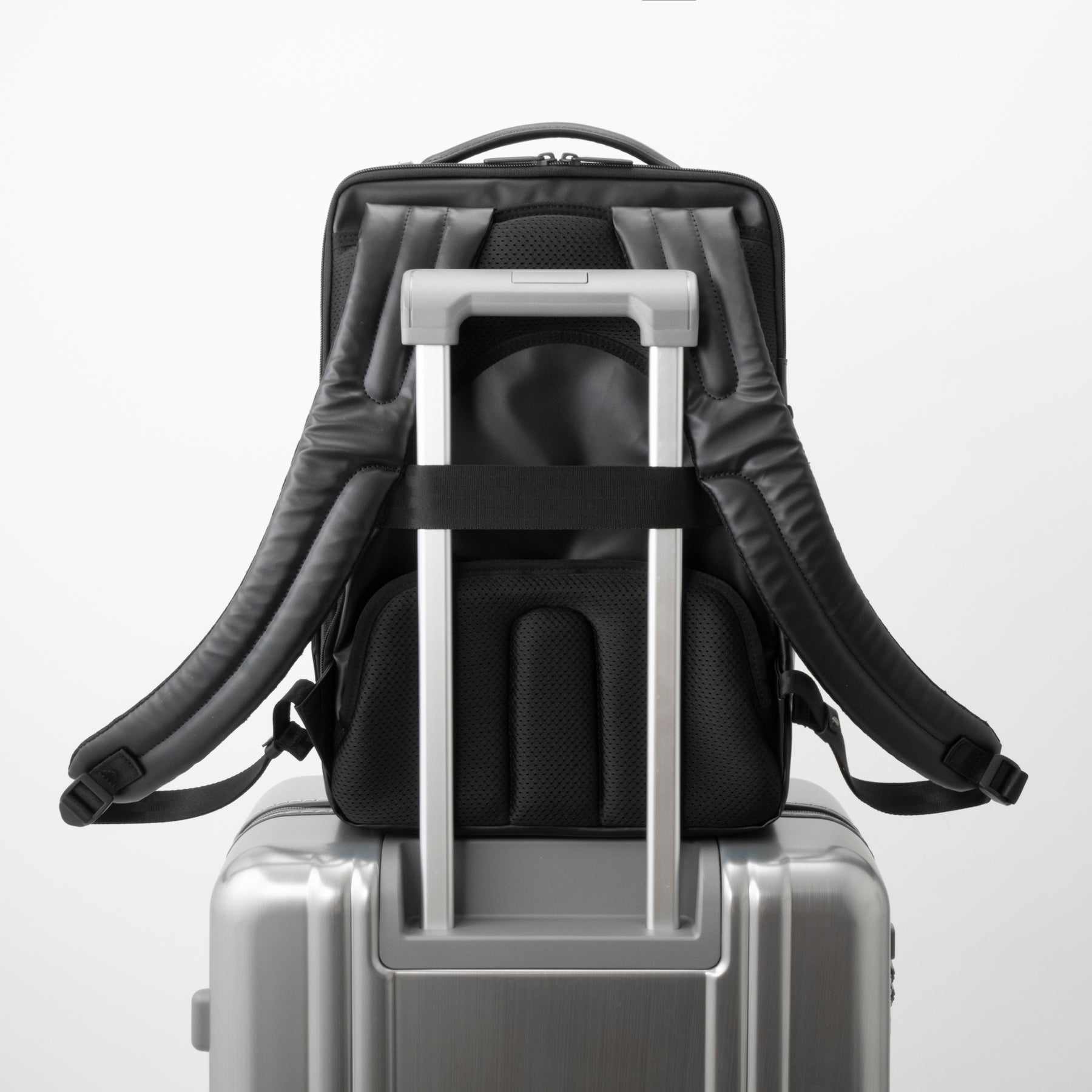 Z PACK d | type-C Laminated Small Backpack A4/14" PC 81681