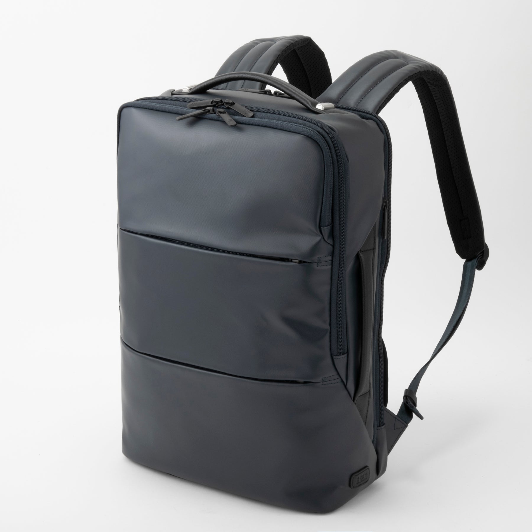 Z PACK d | type-C Laminated Medium Backpack B4/15.6" PC 81682