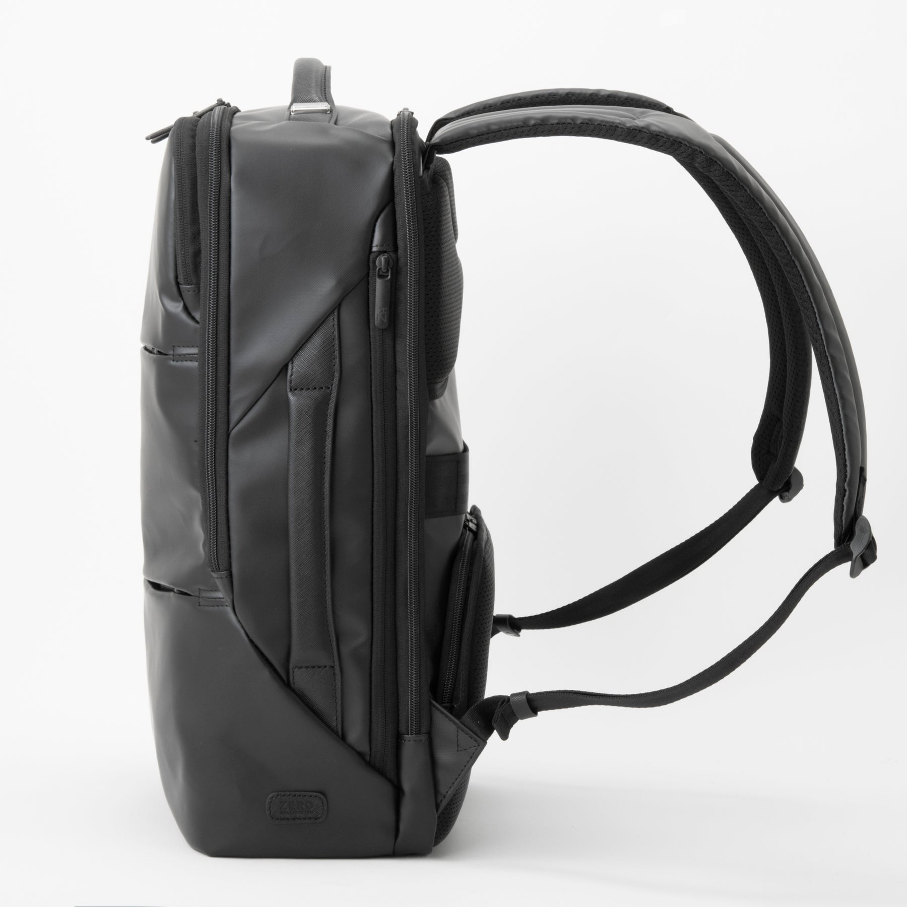 Z PACK d | type-C Laminated Large Backpack B4/15.6" PC 81683