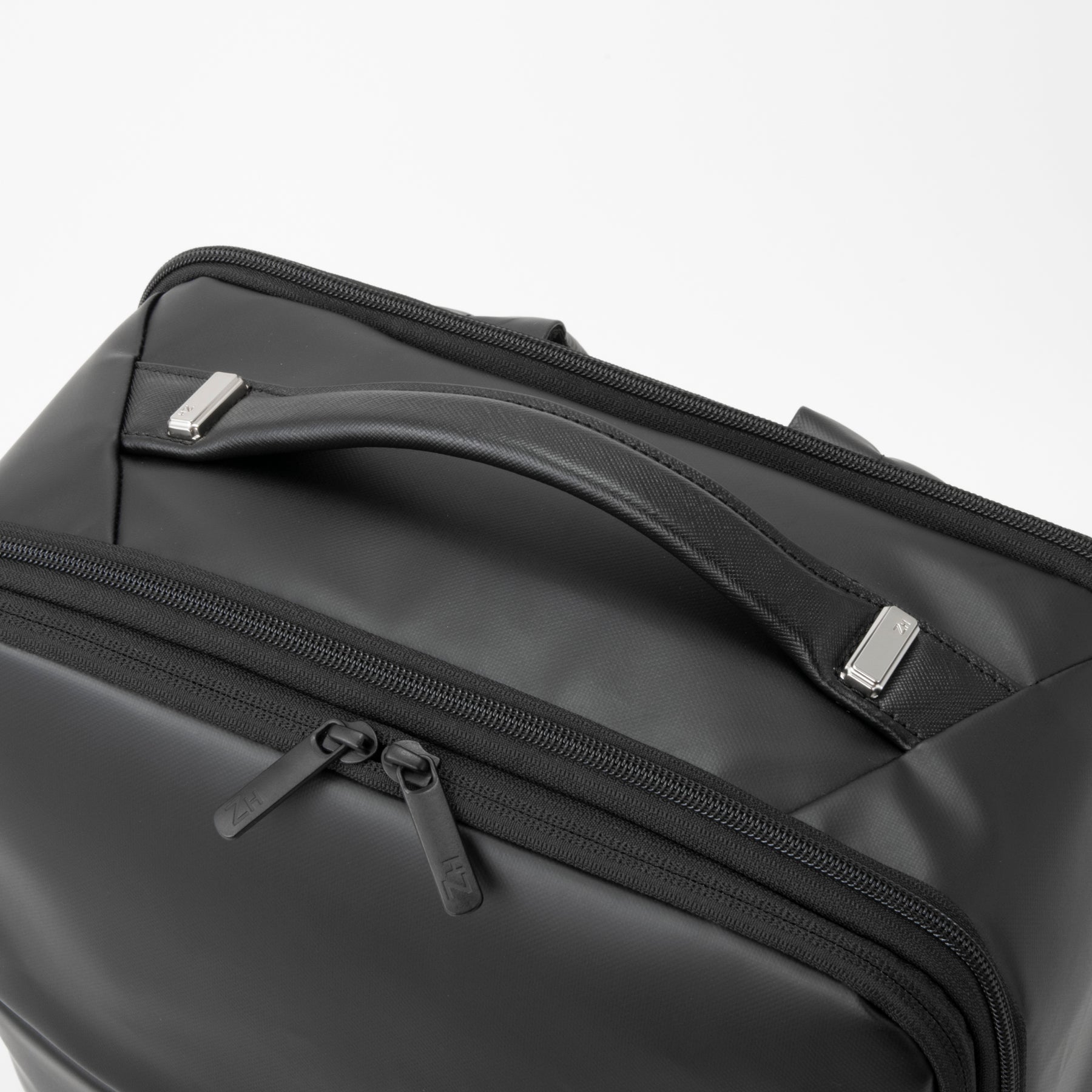 Z PACK d | type-C Laminated Large Backpack B4/15.6" PC 81683