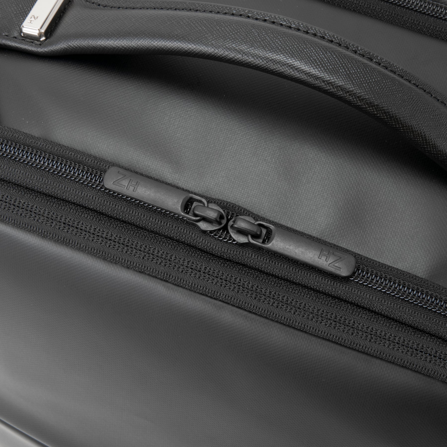Z PACK d | type-C Laminated Large Backpack B4/15.6" PC 81683