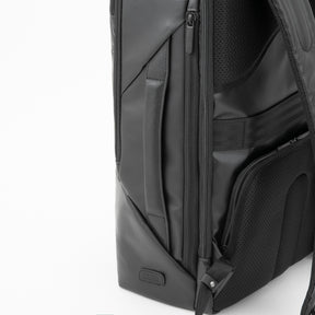 Z PACK d | type-C Laminated Large Backpack B4/15.6" PC 81683