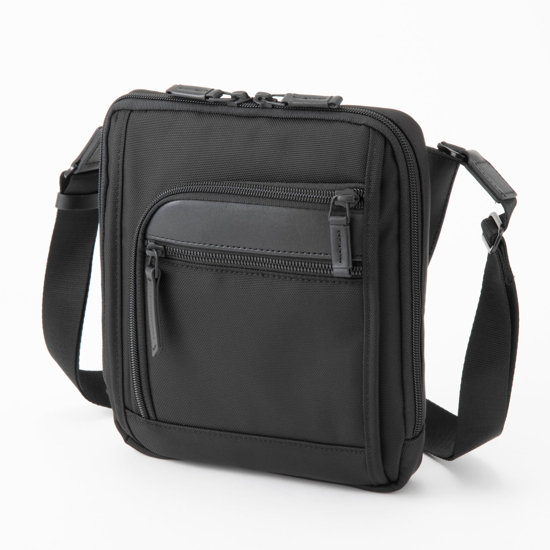 ZEST2 d | Horizontal Shoulder Bag S 81701