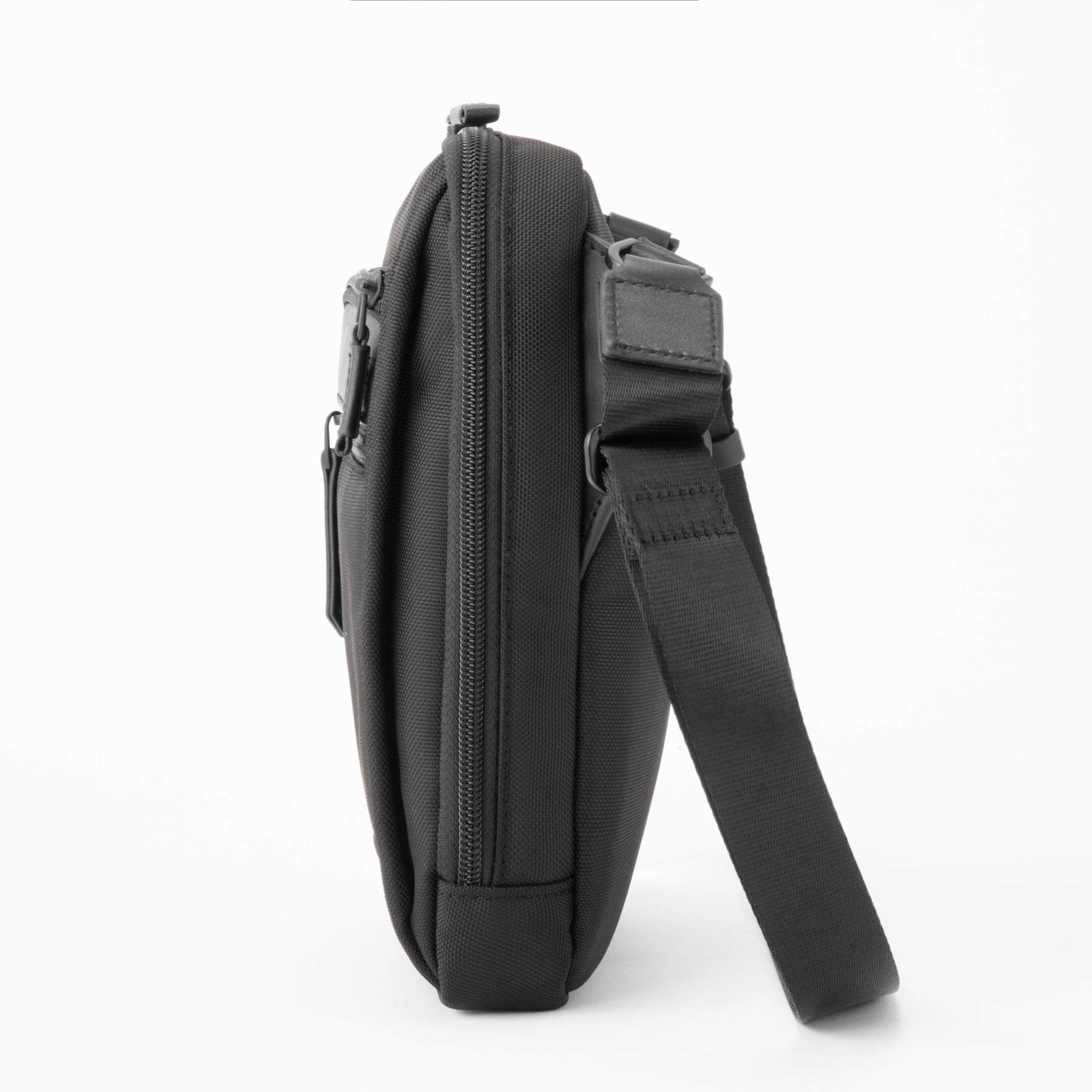 ZEST2 d | Horizontal Shoulder Bag S 81701