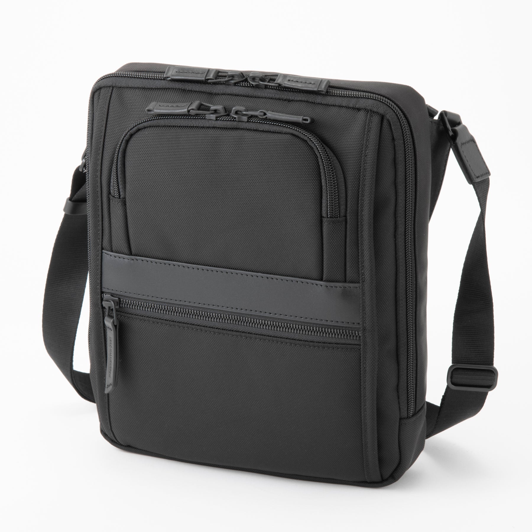 ZEST2 d | Horizontal Shoulder Bag M 81702