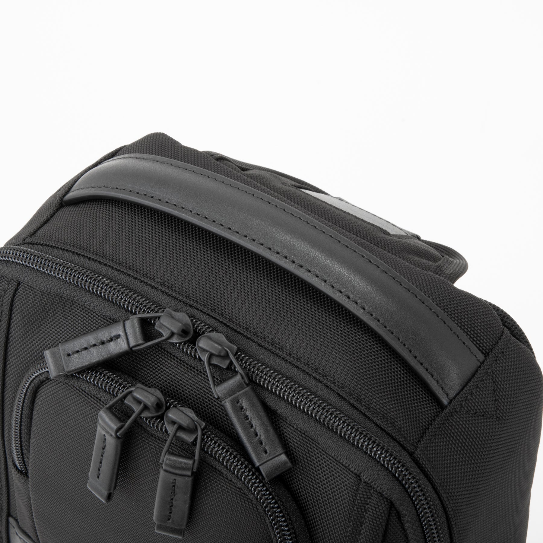 ZEST2 d | Crossbody Shoulder Bag M 81704