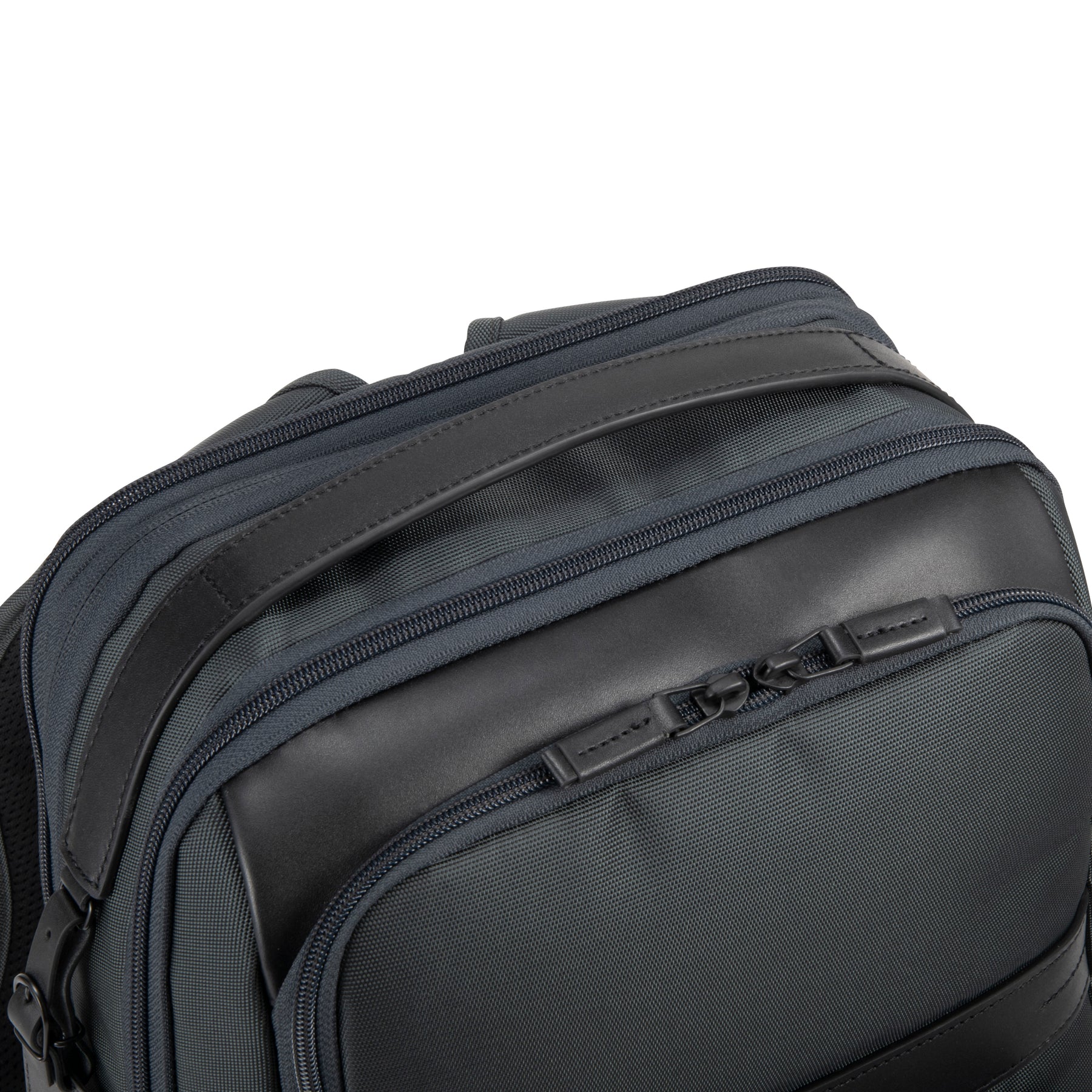 ZEST 3 | Expandable Medium Backpack B4/15.6" PC 81731