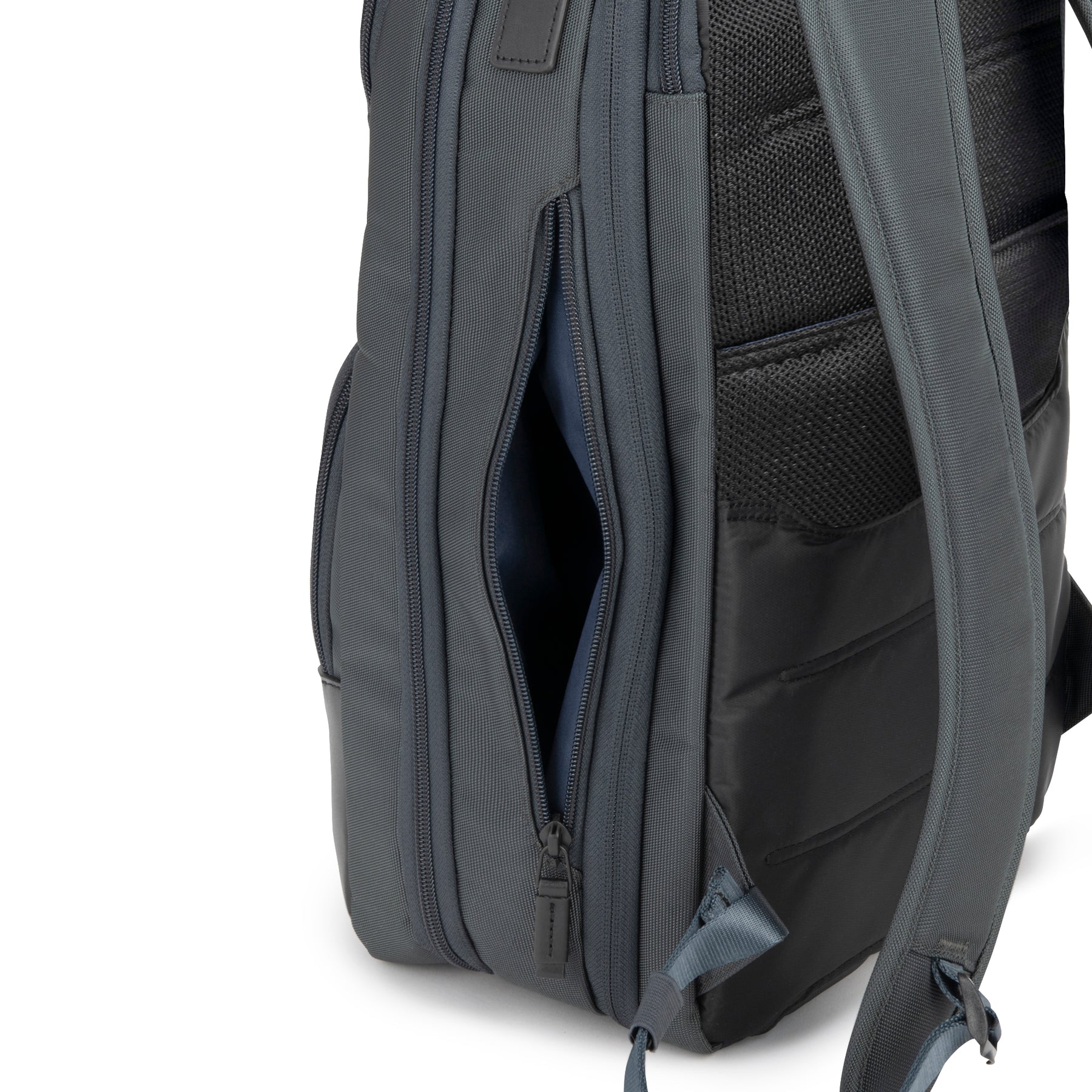 ZEST 3 | Expandable Medium Backpack B4/15.6" PC 81731