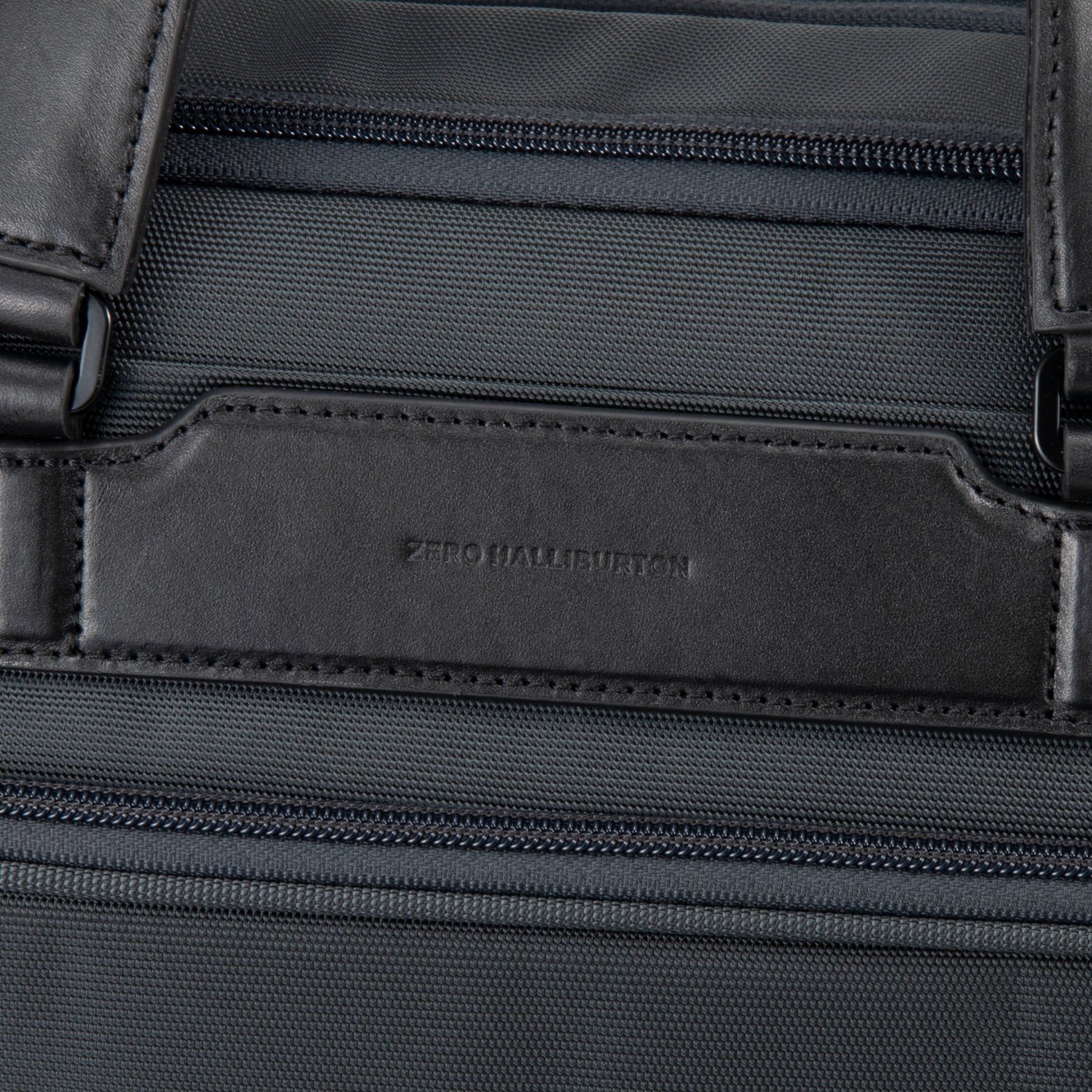 ZEST 3 | Expandable Medium Briefcase B4/15.6" PC 81734