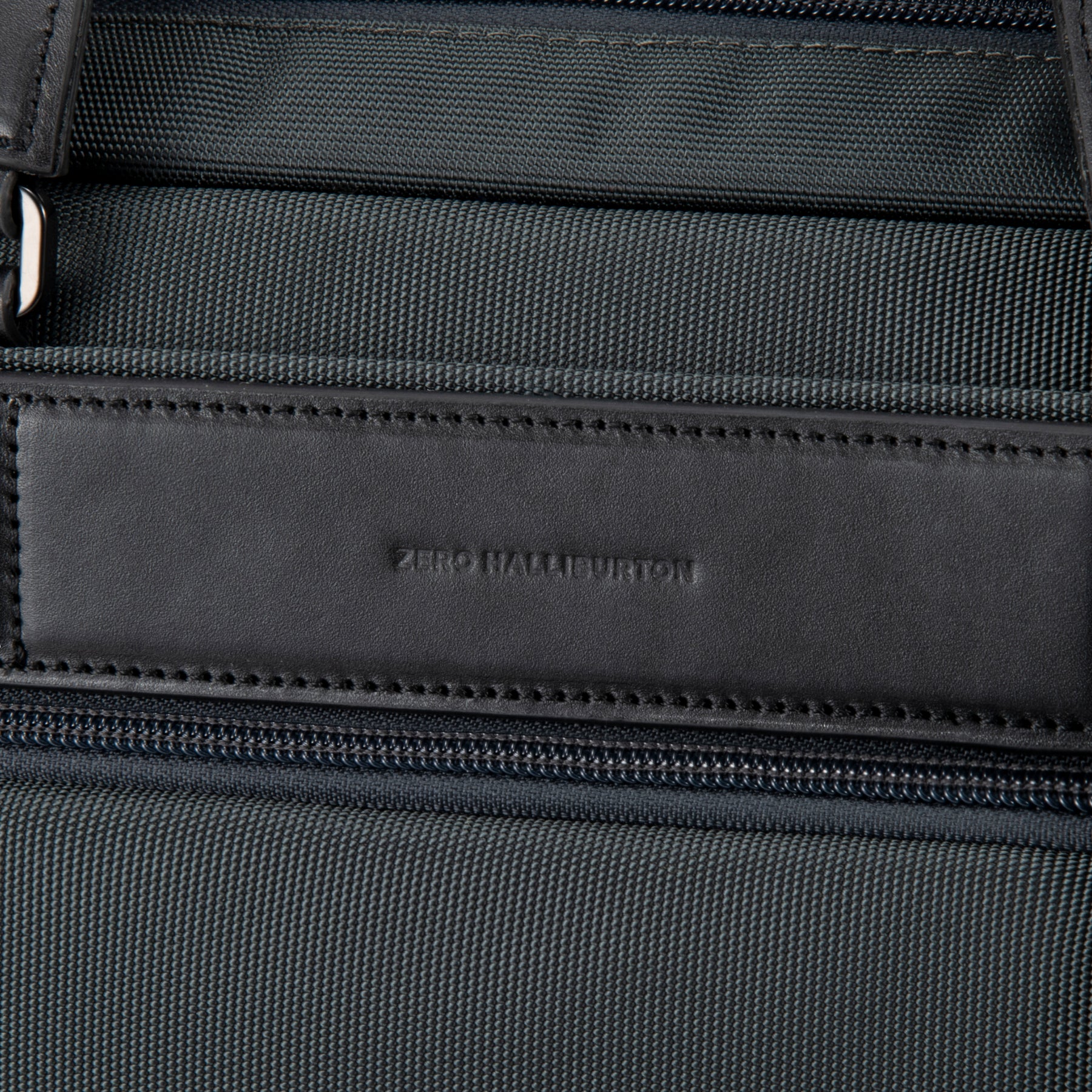 ZEST 3 | Expandable 2WAY Briefcase B4/15.6" PC 81736