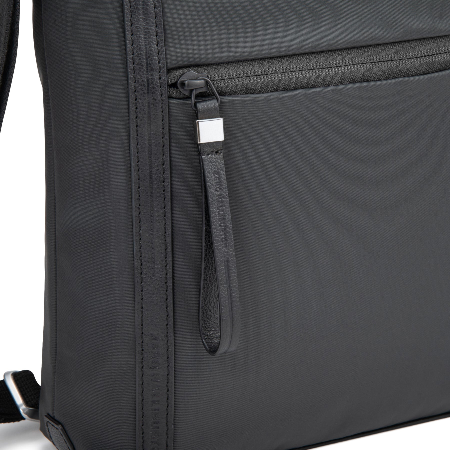 UE Collection | Vertical Square Shoulder B5 81753
