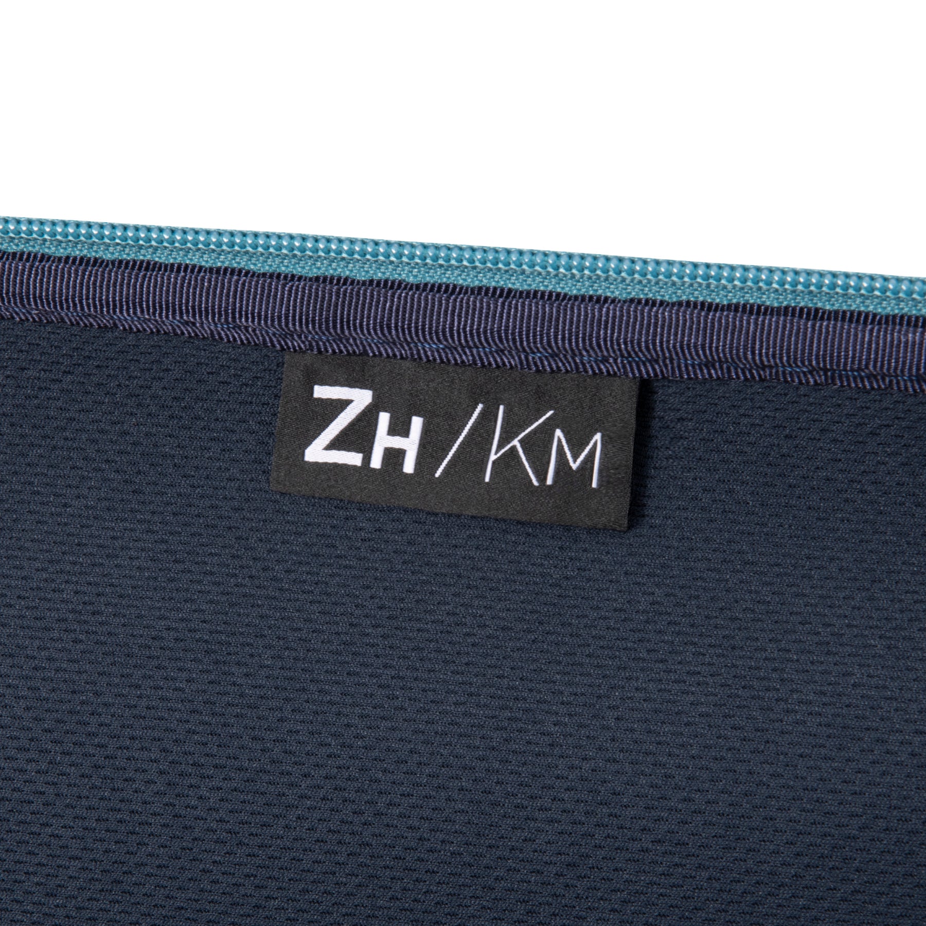 11pc　天然石色相環　20minutes version　ケース売り ZH × 三笘薫】ZH-Compact Cube KM Edition | 13.3inch PC Case 81802