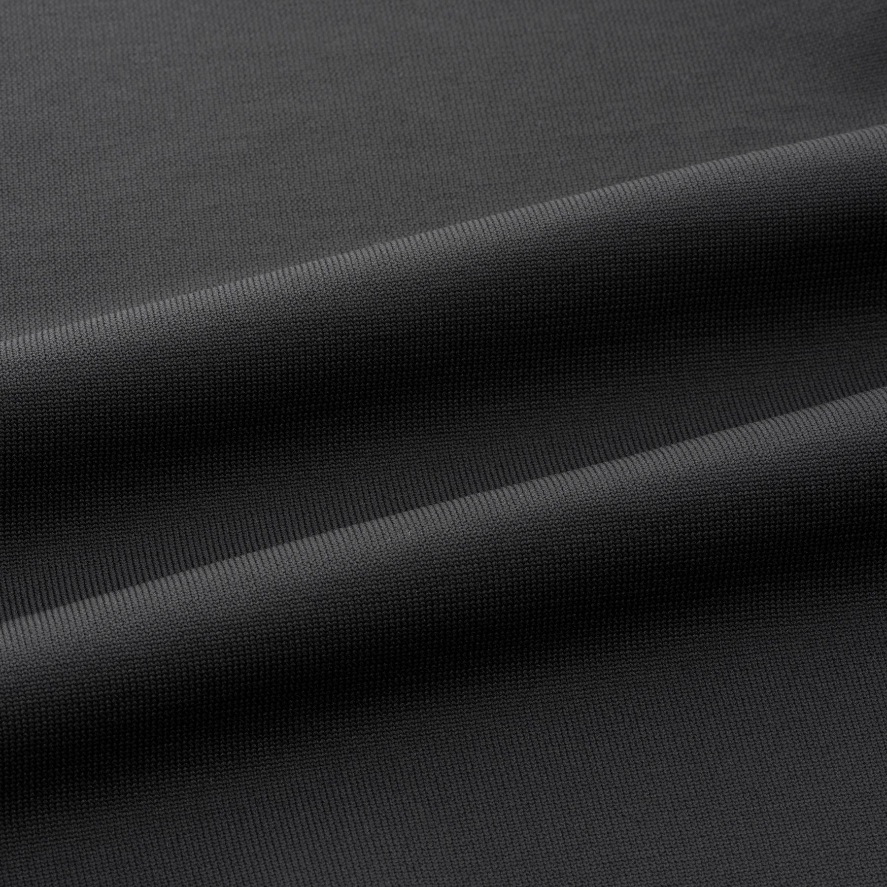 ZHG-M6S9b | Metal Logo Knit Mockneck 85196