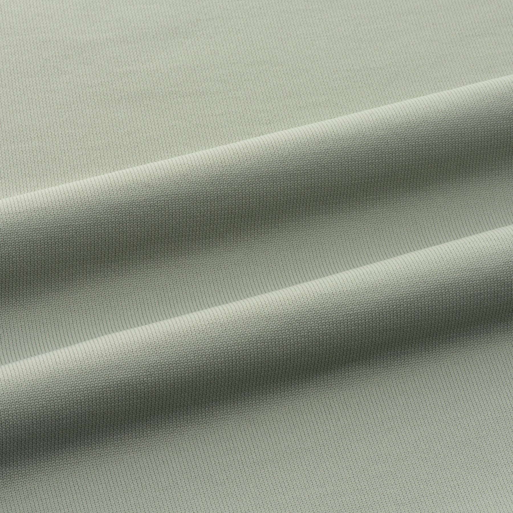 ZHG-M6S9b | Metal Logo Knit Mockneck 85196