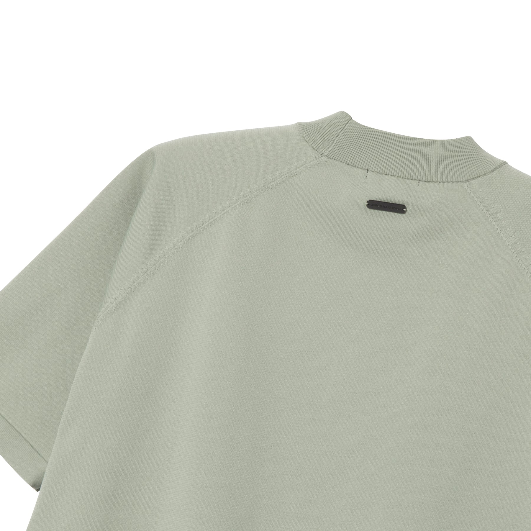 ZHG-M6S9b | Metal Logo Knit Mockneck 85196