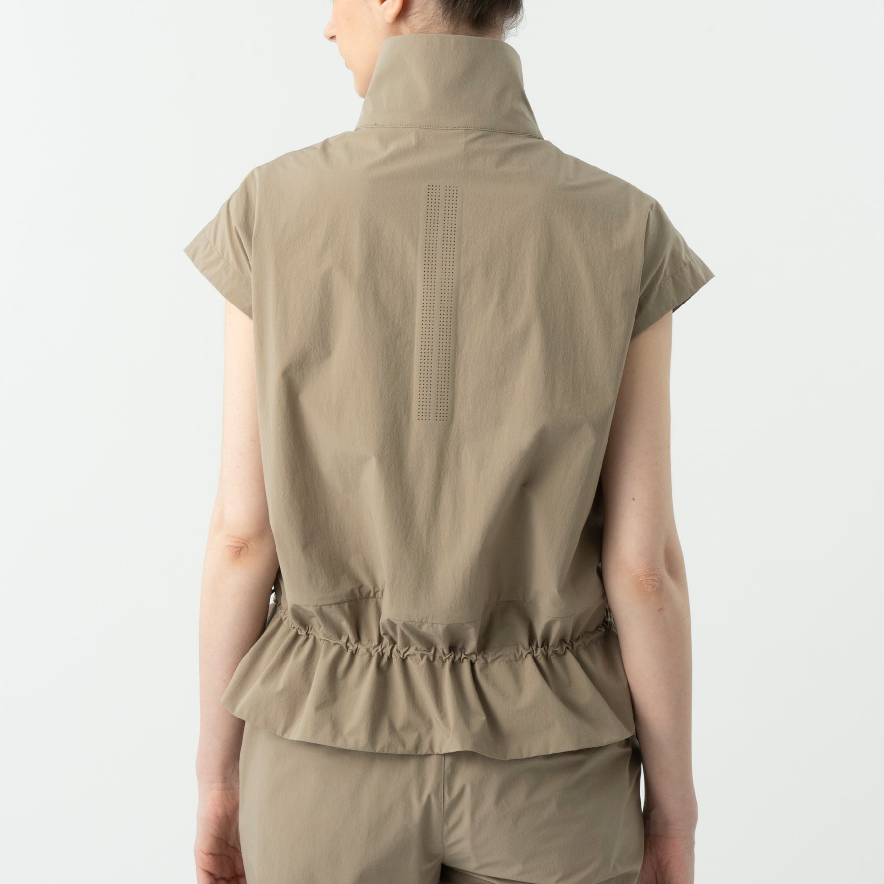 ZHG-W6S1b | Light Stretch Knit Vest  85212