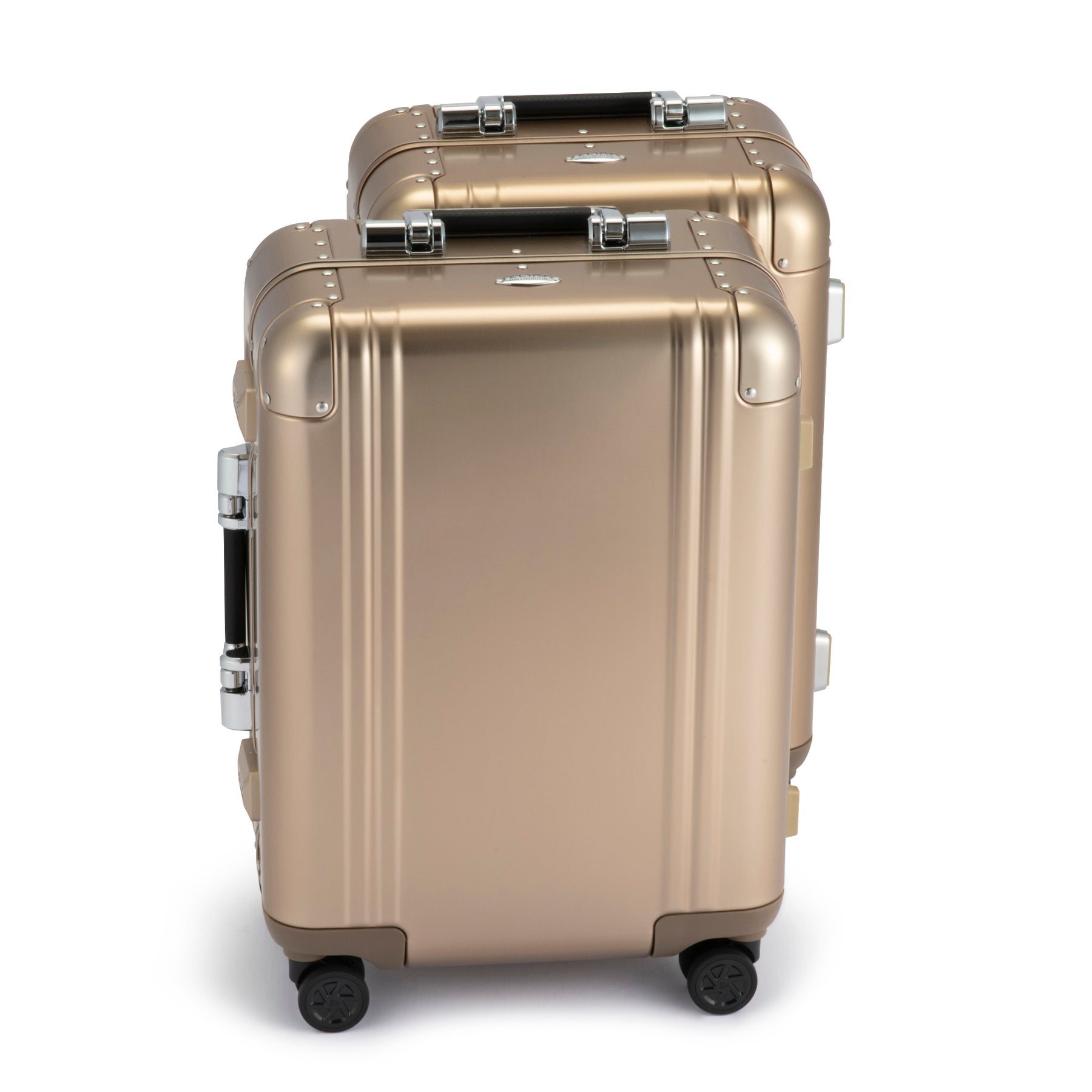 Classic Aluminum 3.0 | Continental Carry-On Travel Case 37L 94405