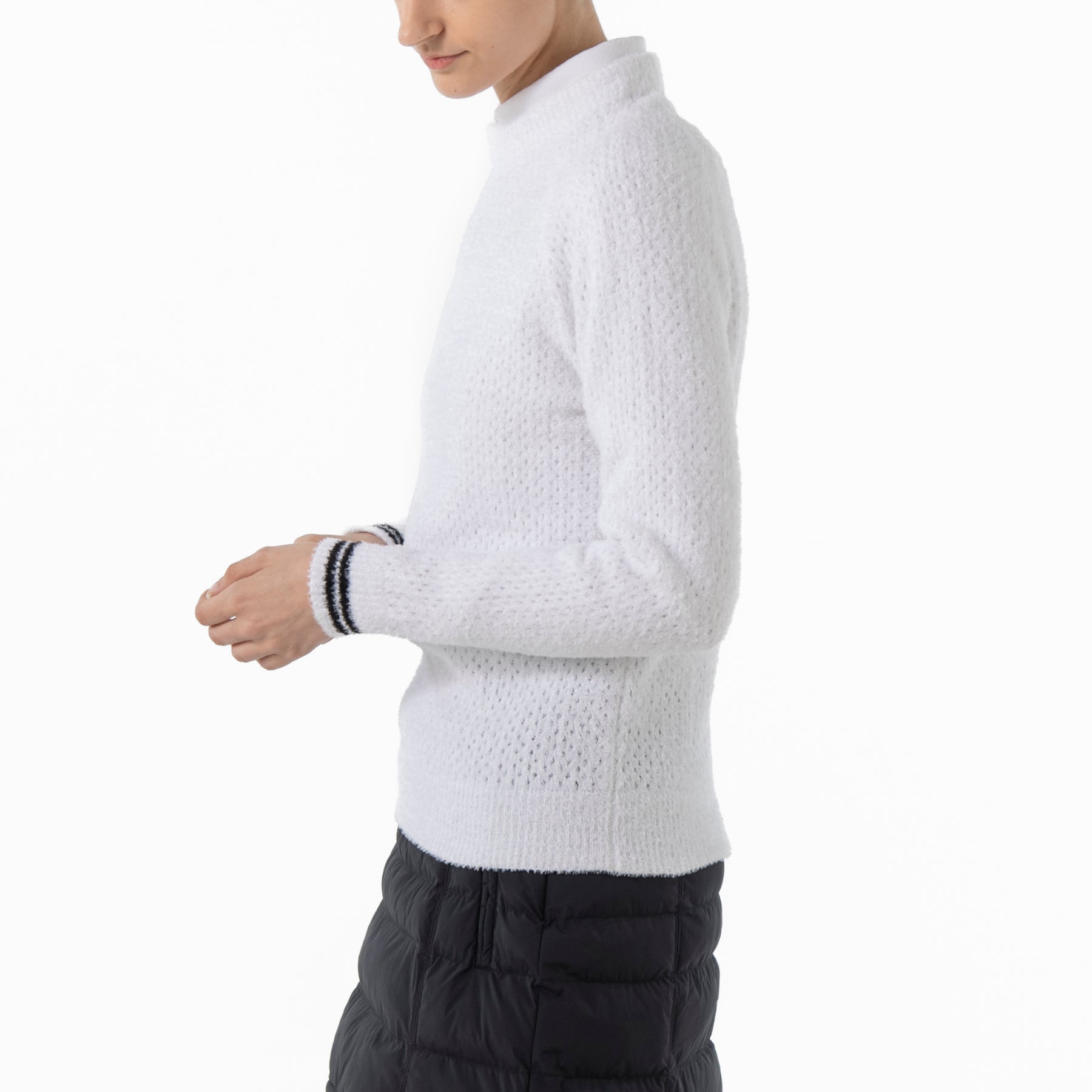 ZHG-W5A5 | Octa Crew-Neck Knit 85142