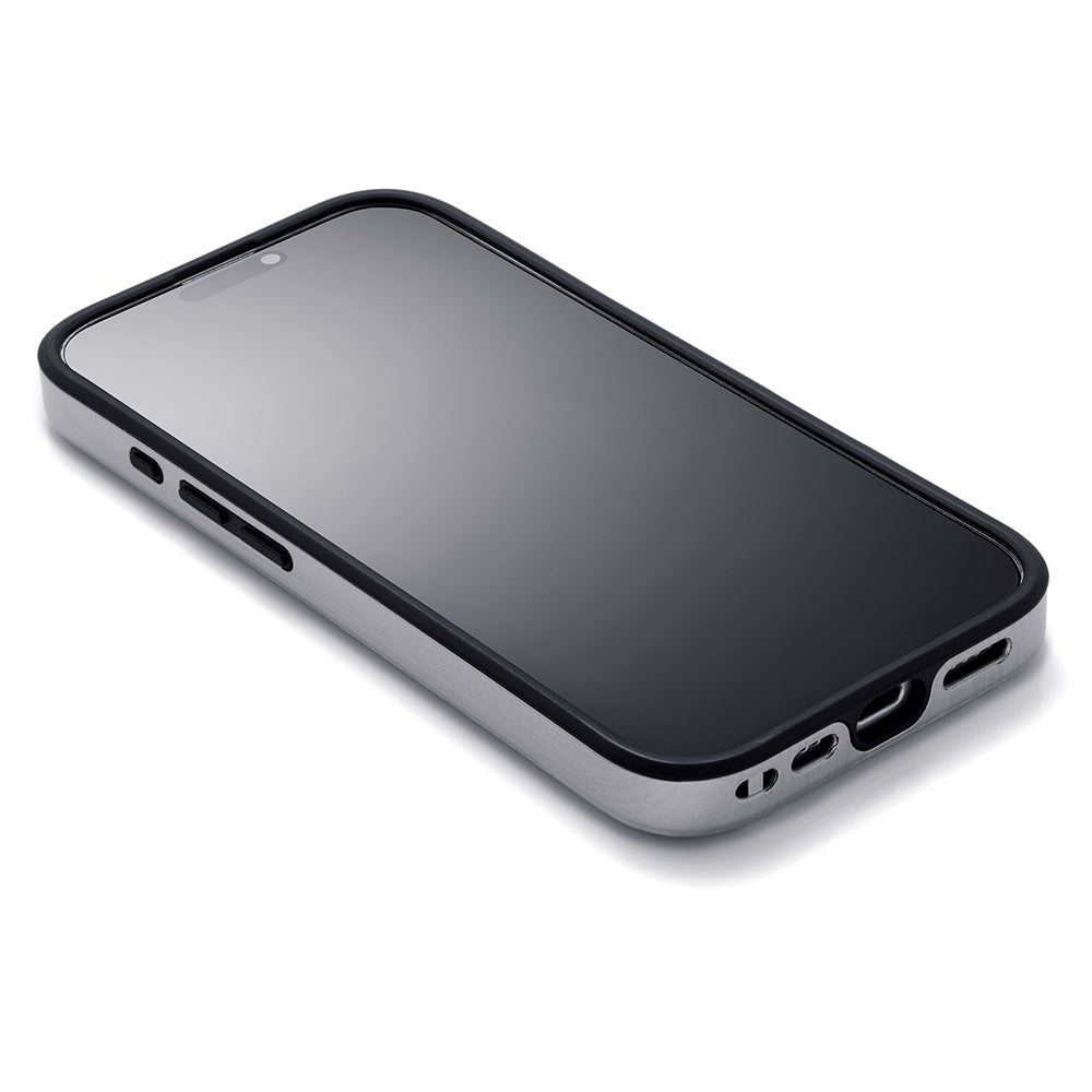 Accessories | Hybrid Shockproof Case for iPhone 16 (6.1inch: 2レンズ) 81481