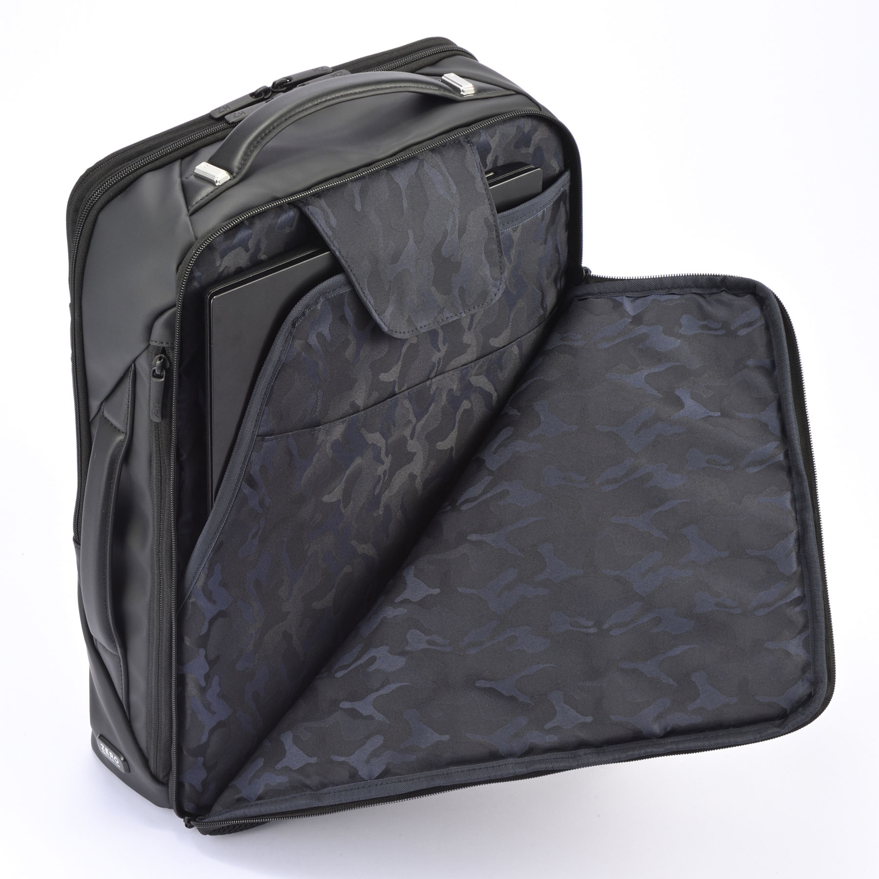 Z PACK | type-C Laminated Backpack B4/15.6